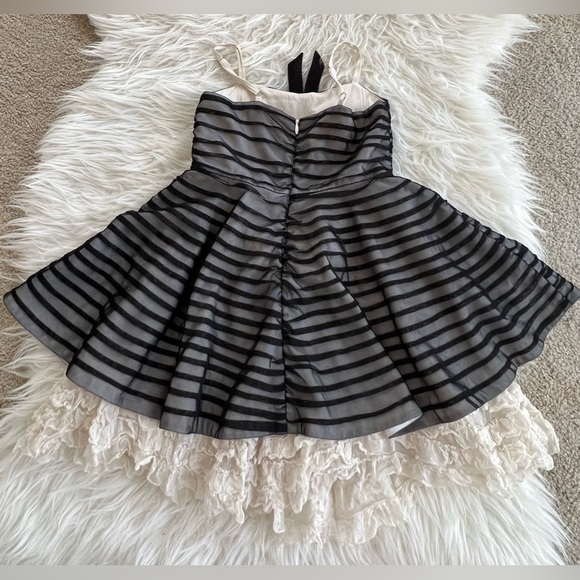 TBF Girl Adjusted Strips Dress Black And Cream Size 110/56 Y2K - Picture 2 of 11